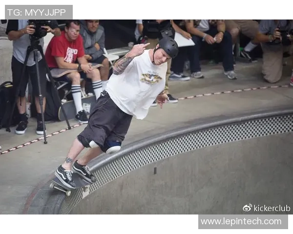 深圳滑板队个人能力排名创新高展现出色实力与团队精神